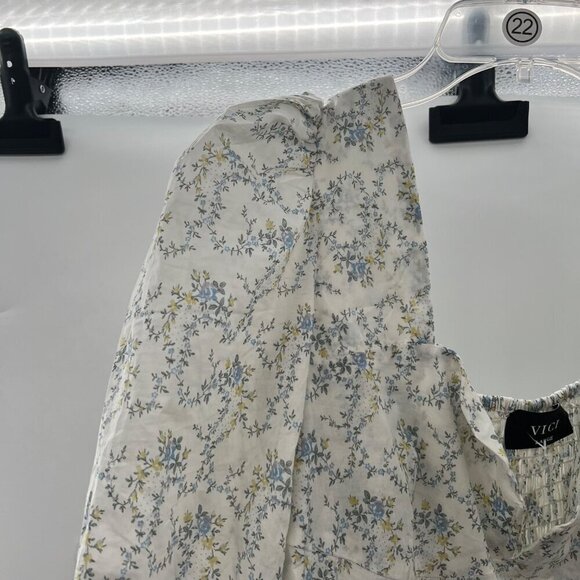 Vici Women's Short Puff Sleeve Floral Crop Top Sweetheart Neck Size Large - Picture 3 of 9